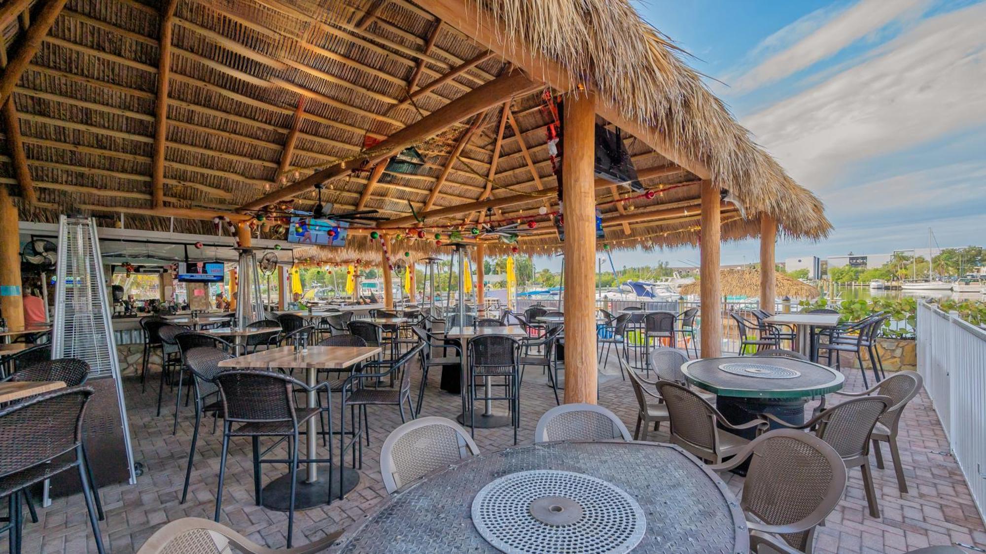 All-New Waterfront With Balcony,Pool,Tiki Bar,Gym Sarasota Buitenkant foto